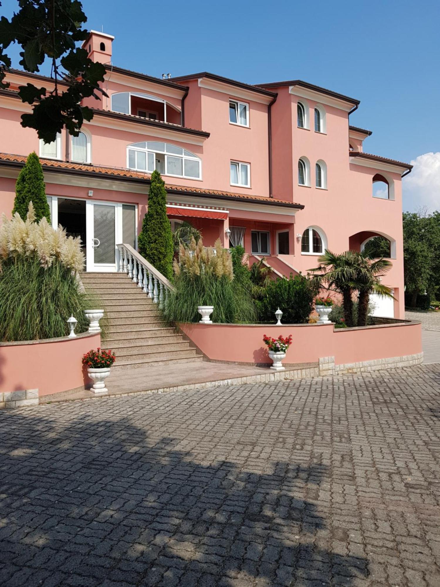 Apartments&Rooms Villa Chiara Krnica Esterno foto