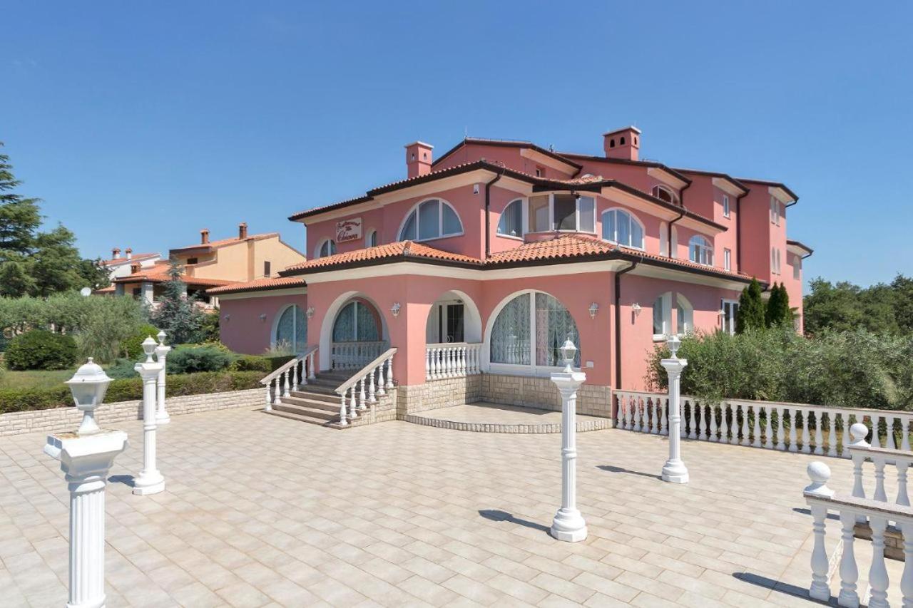 Apartments&Rooms Villa Chiara Krnica Esterno foto
