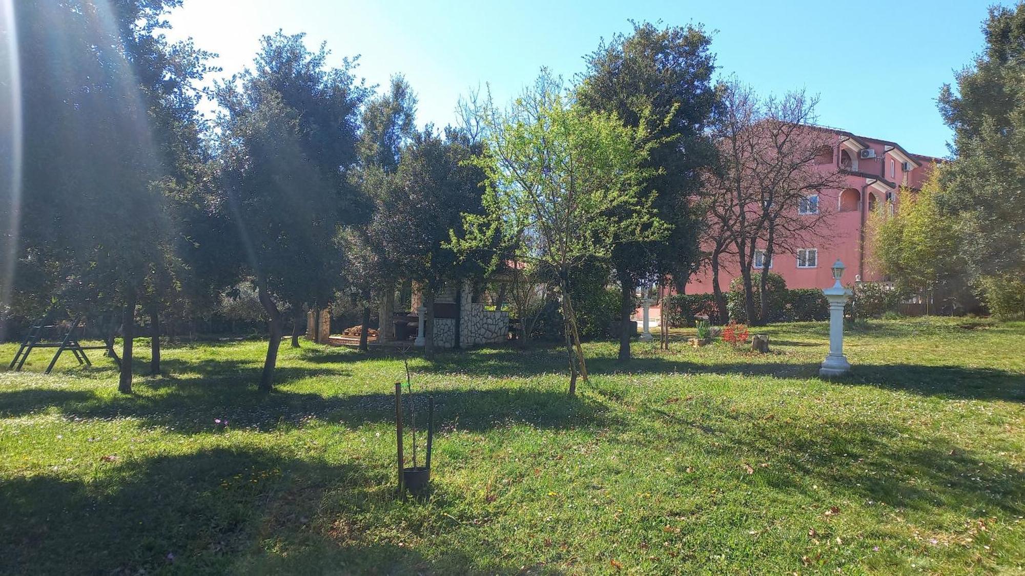 Apartments&Rooms Villa Chiara Krnica Esterno foto